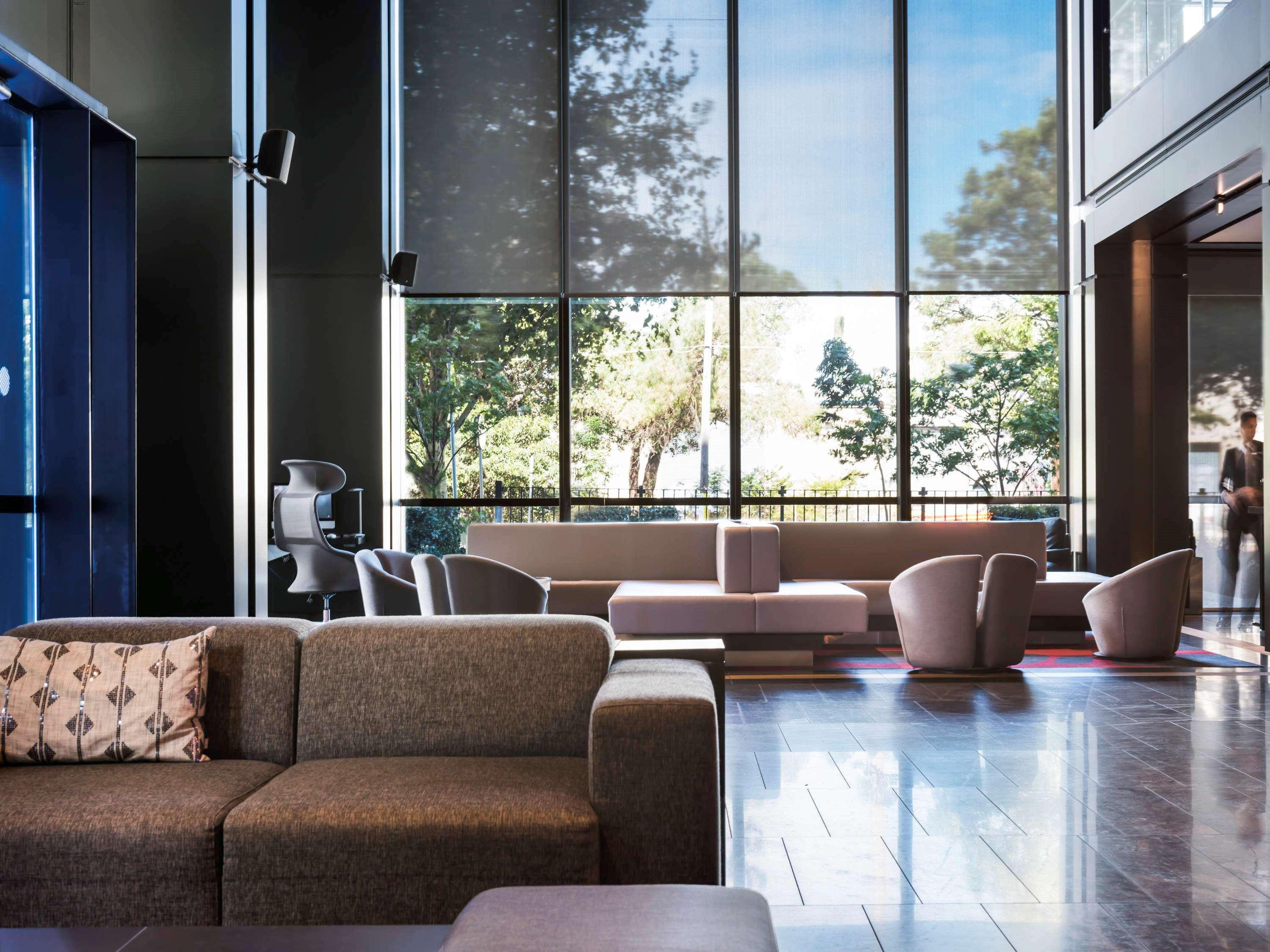 Pullman Sydney Airport Hotell Eksteriør bilde The lobby of the hotel