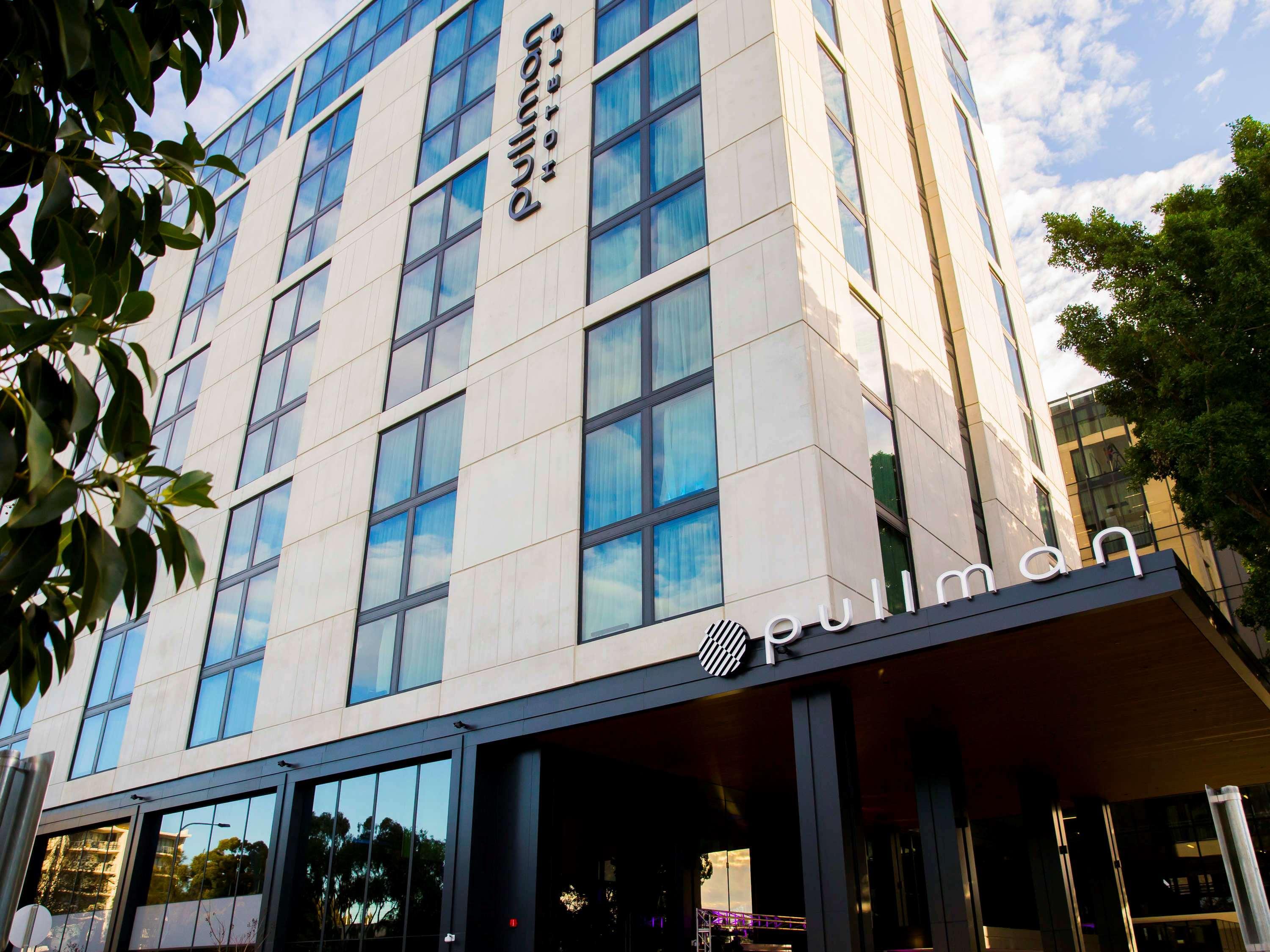 Pullman Sydney Airport Hotell Eksteriør bilde The Pullman Hotel in 2012