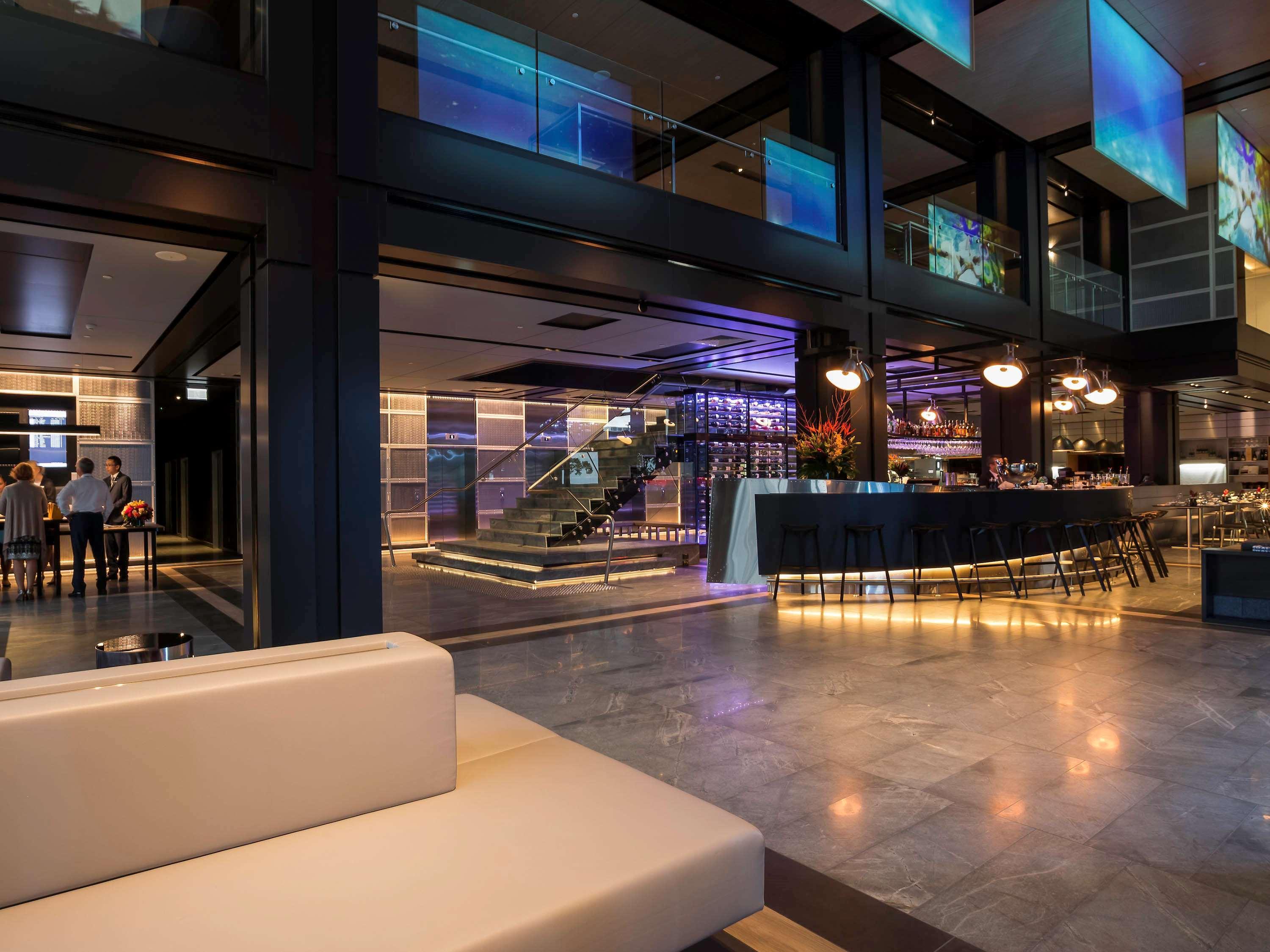 Pullman Sydney Airport Hotell Eksteriør bilde The interior of the lounge